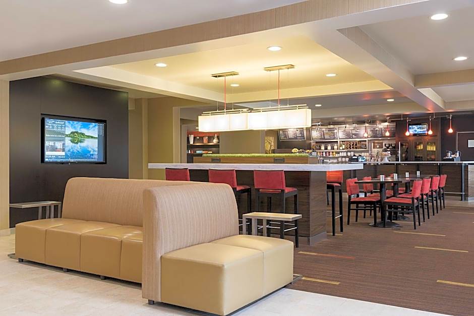 Courtyard by Marriott Bowling Green Convention Center
