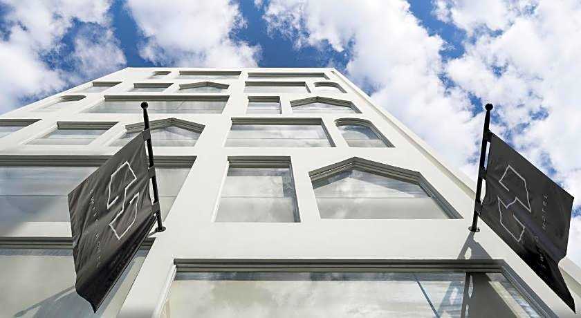 Swiio Hotel Daan