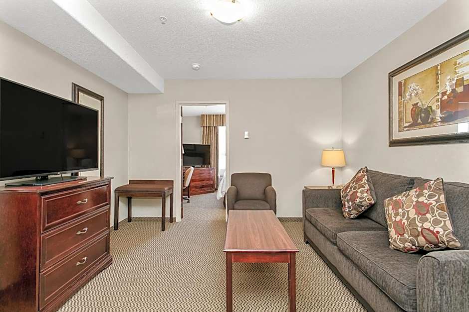 Holiday Inn & Suites Lloydminster By IHG