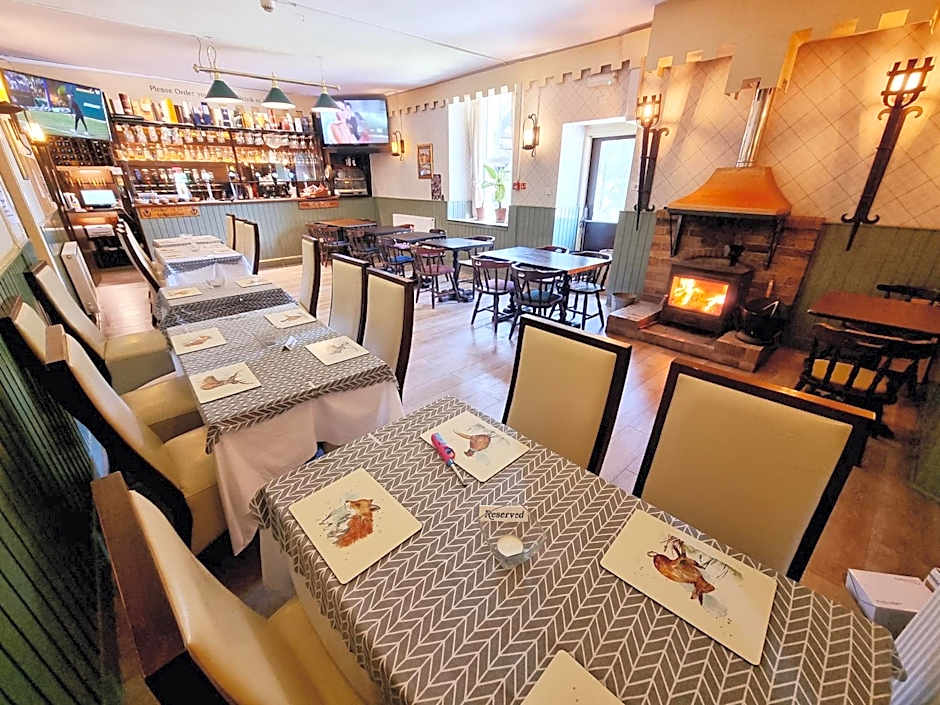 Roy Bridge Hotel