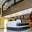 La Huerta Inn & Suites