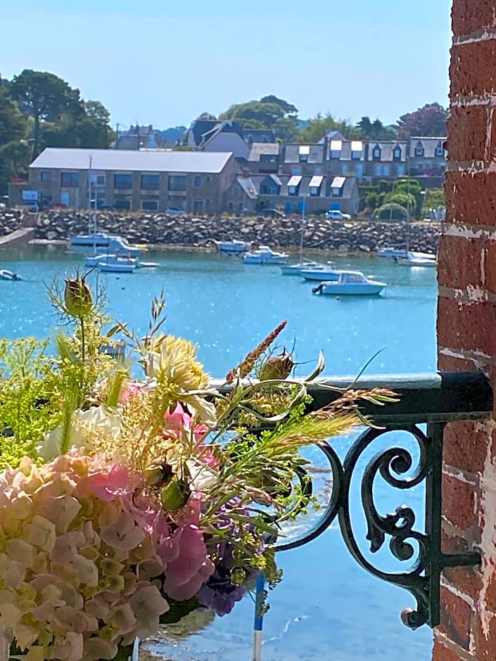 La maison du grand rocher