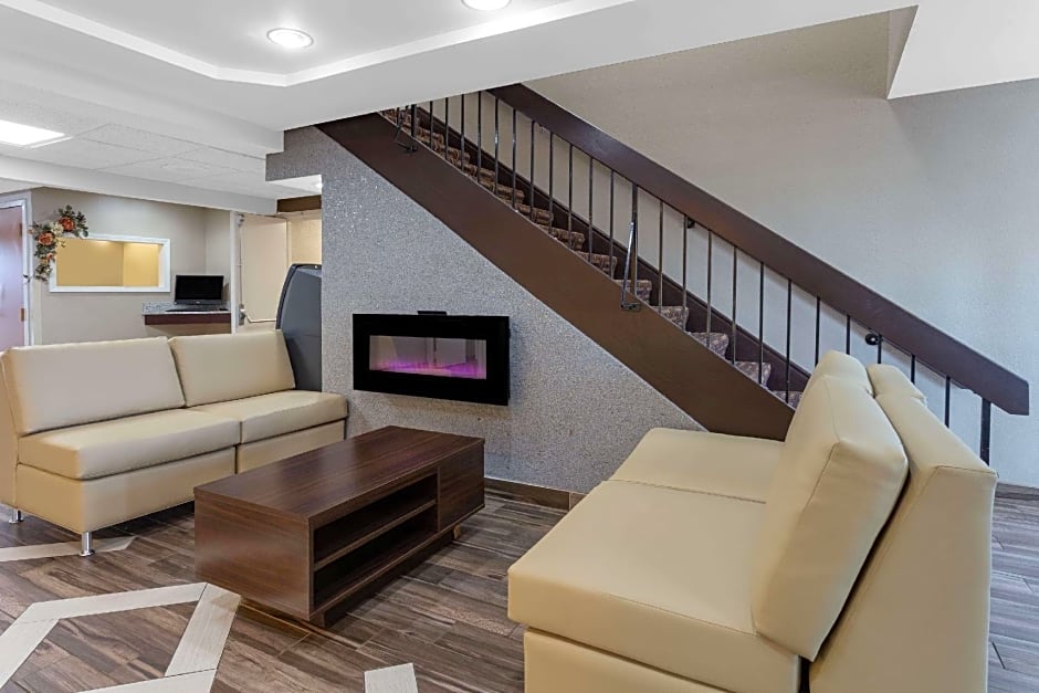 Super 8 by Wyndham South Holland