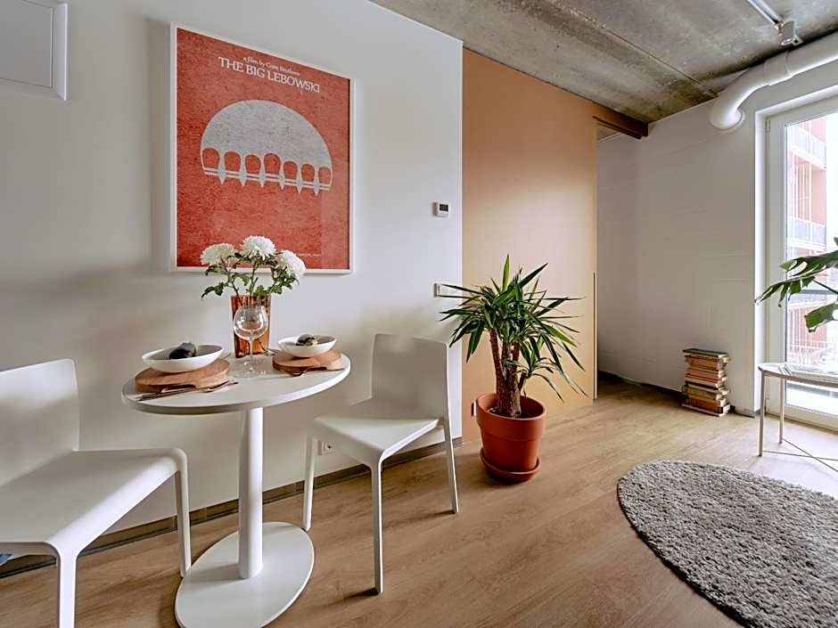 Campus House by Larsen