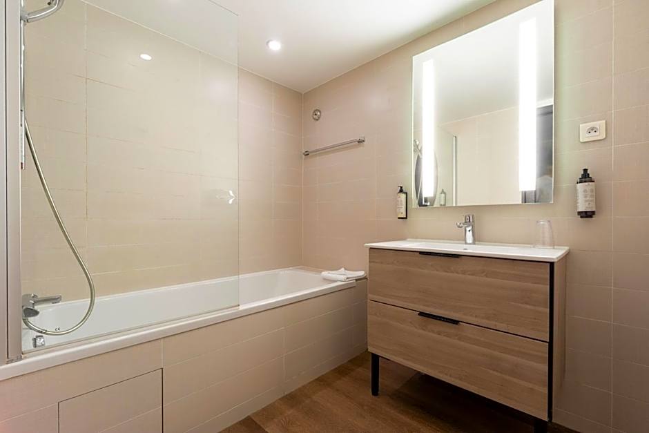 Appart Hotel Clement Ader