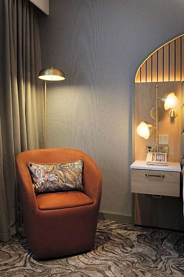 DoubleTree by Hilton Bristol North