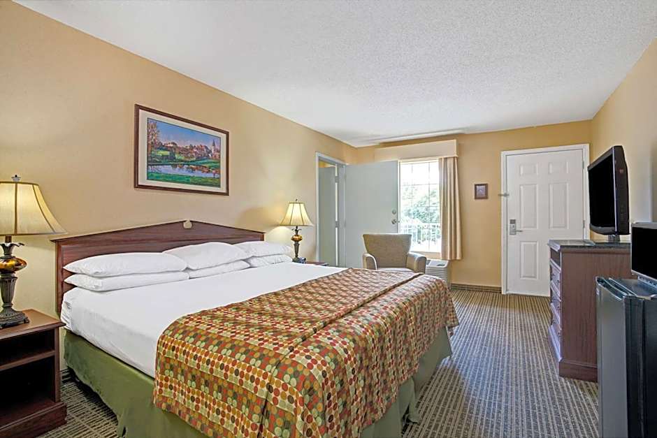 Baymont by Wyndham Smithfield