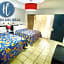 Hotel Suites del Real