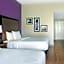 La Quinta Inn & Suites by Wyndham Visalia/Sequoia Gateway