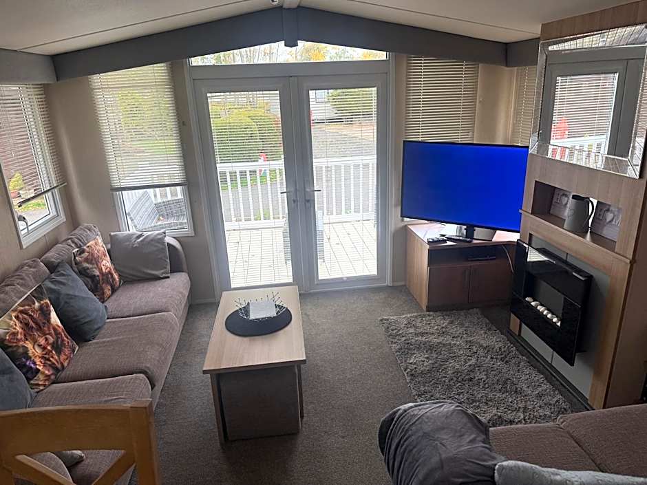 Prestige Static Caravan on 5 Star Holiday Park