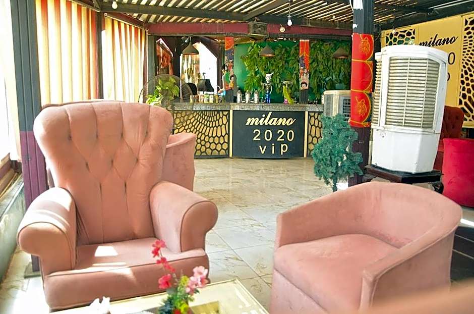 Aracan Pyramids Hotel