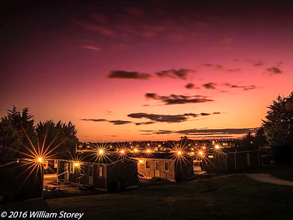 Red Deer Village Holiday Park - 3 Bedroom, Self-Catering Chalet