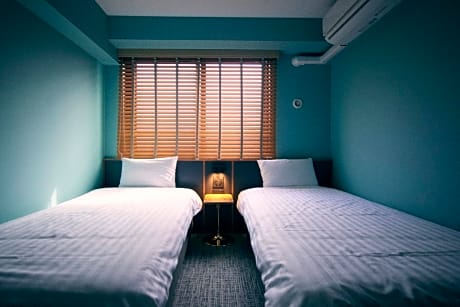 TWIN Standard Twin Room
