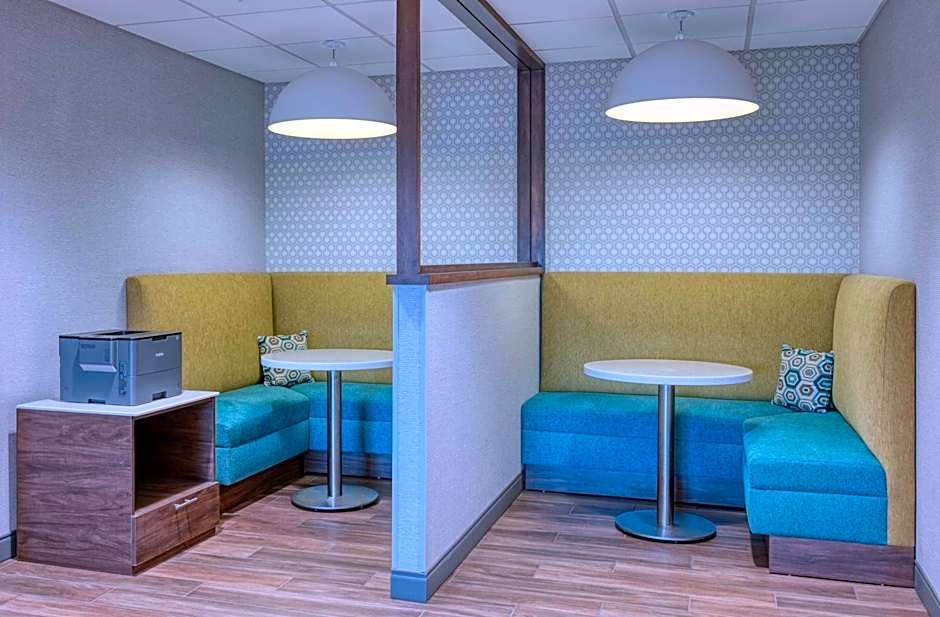 Hampton Inn Cleveland-Airport/Tiedeman Road