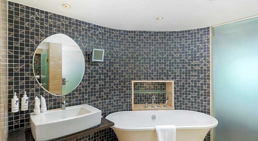 Country Inn & Suites by Radisson Navi Mumbai