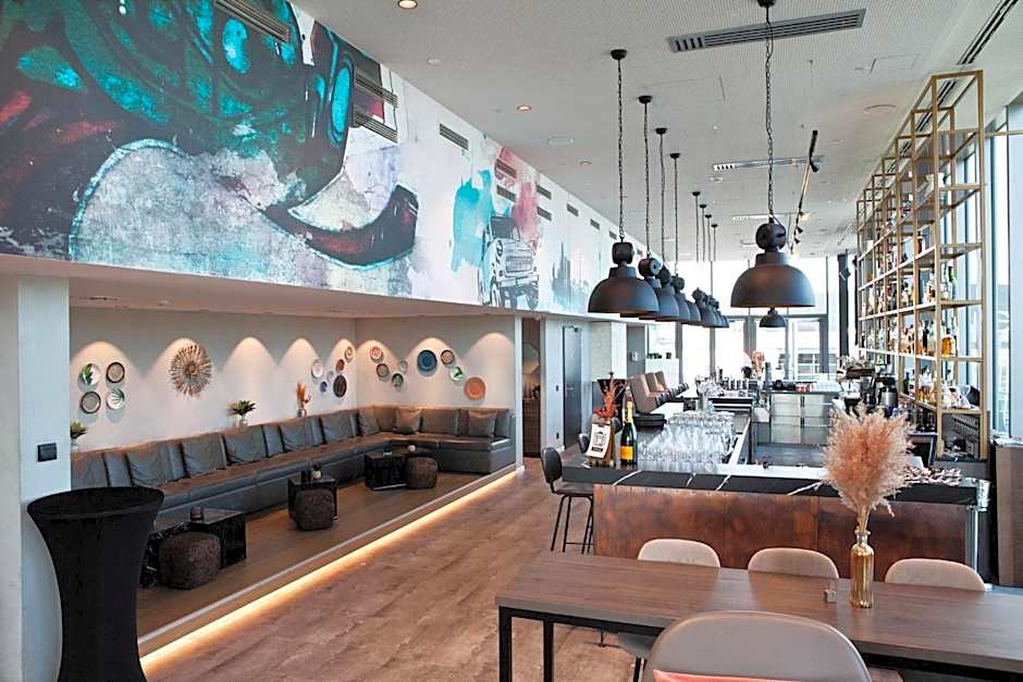 Hotel Indigo Berlin East Side Gallery By IHG