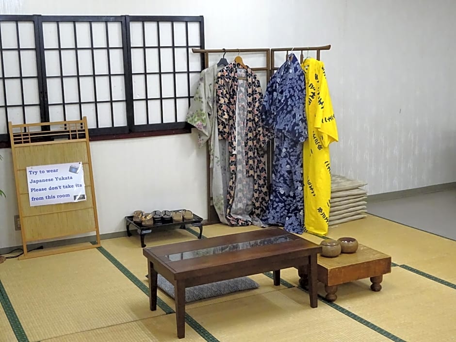 Kawaguchiko Station Inn