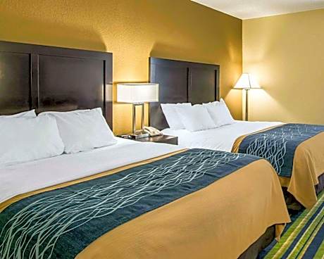 Queen Room with Two Queen Beds - Non-Smoking