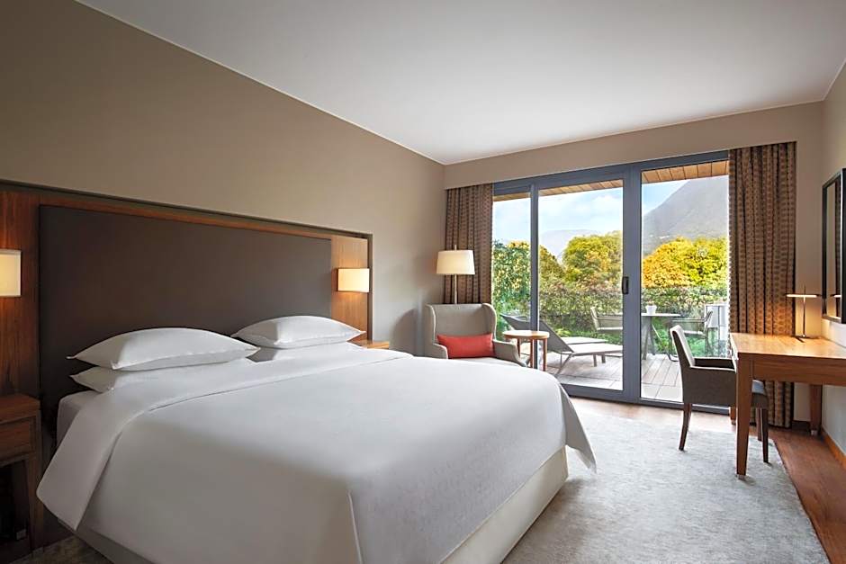 Sheraton Lake Como Hotel