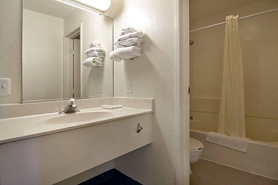 Motel 6-Lakeville, MN - South - Lakeville