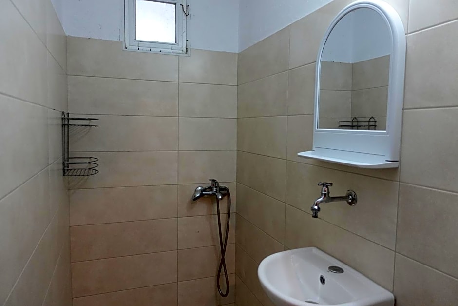 Camping Mitikas and Bungalows