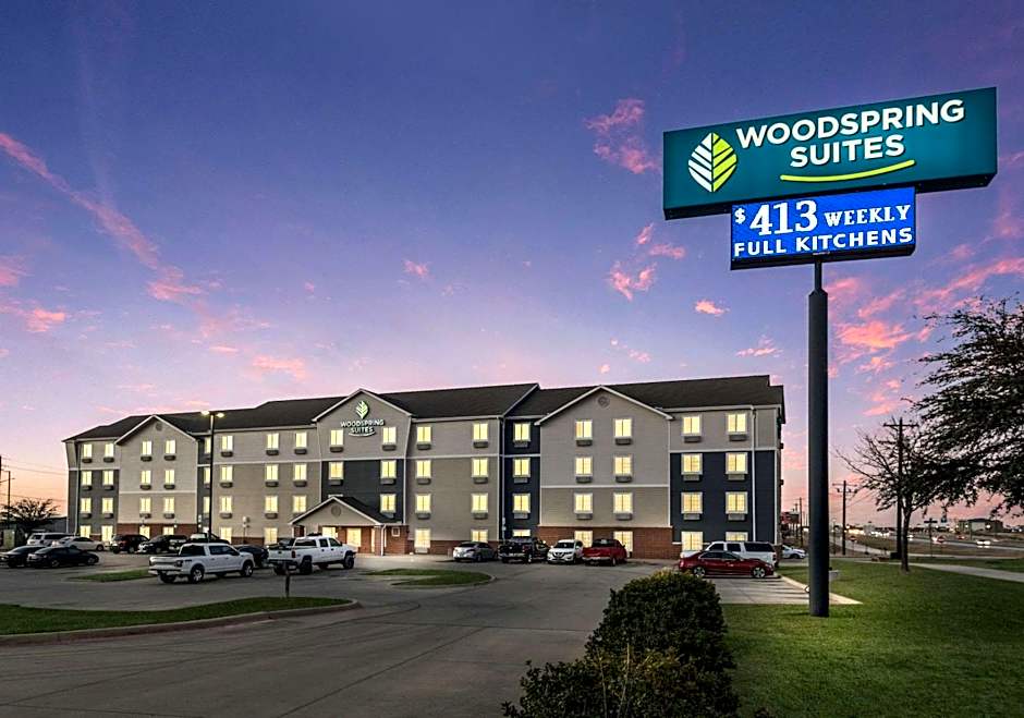 WoodSpring Suites Denton