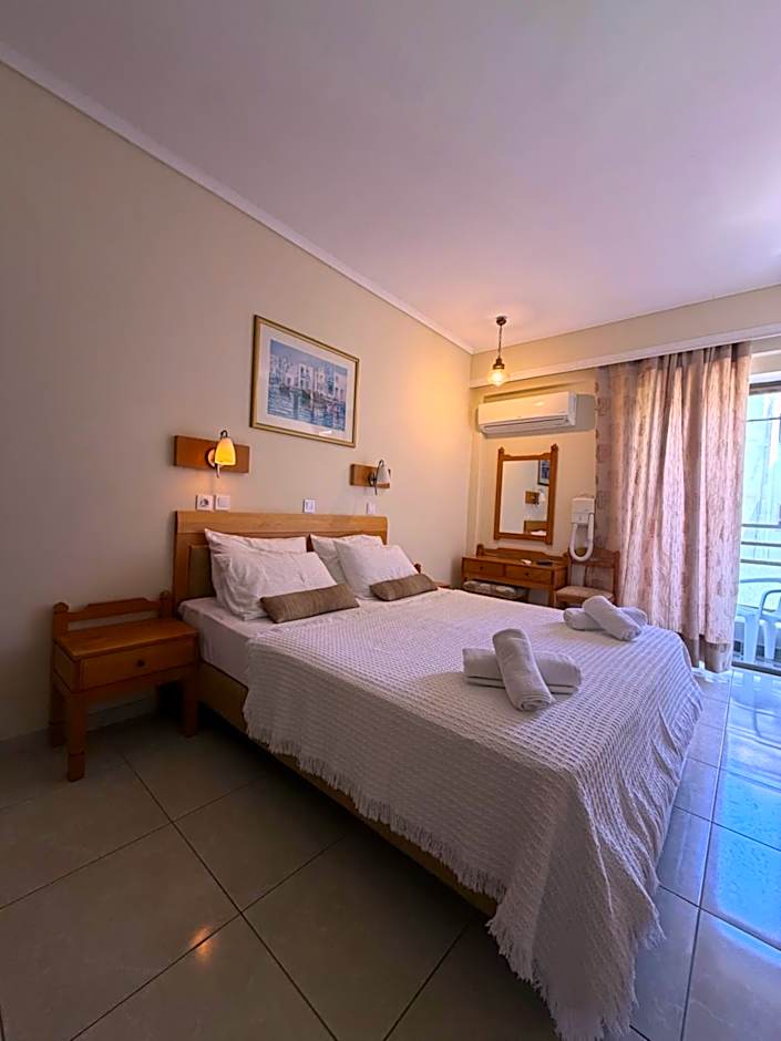 Paradise Hotel