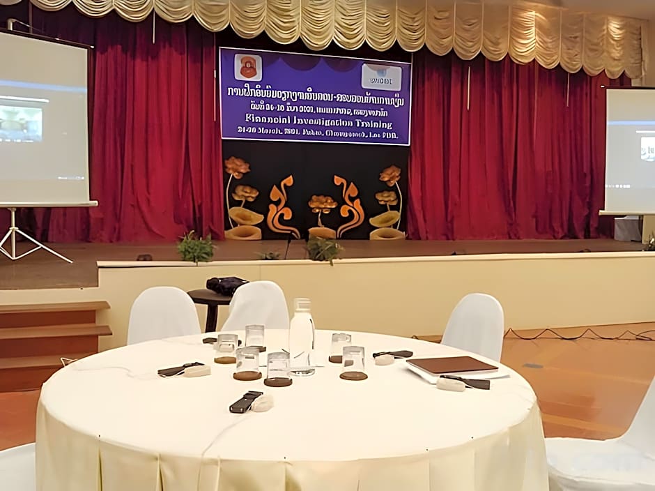 Pakse Hotel & Restaurant