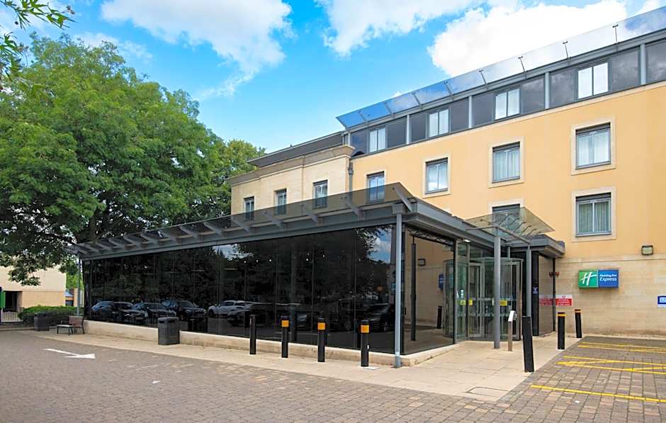 Holiday Inn Express Bath By IHG