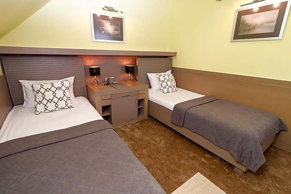 Garni Hotel Leopold I