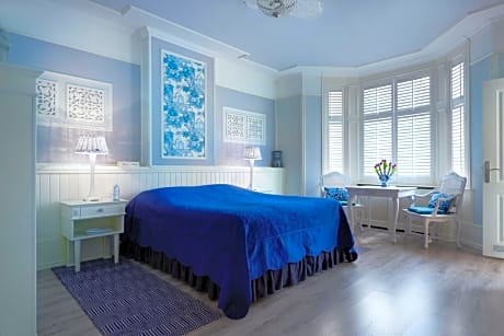 Vondelpark House B&B