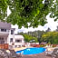 Cranmore Mountain Lodge Bed & Breakfast