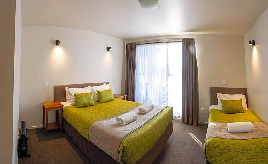 Alpine Glacier Motel