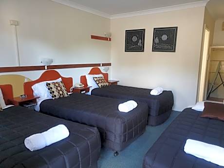 Classic Quadruple Room