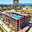 Cozy Apt with Private Terrace - Rooftop Pool