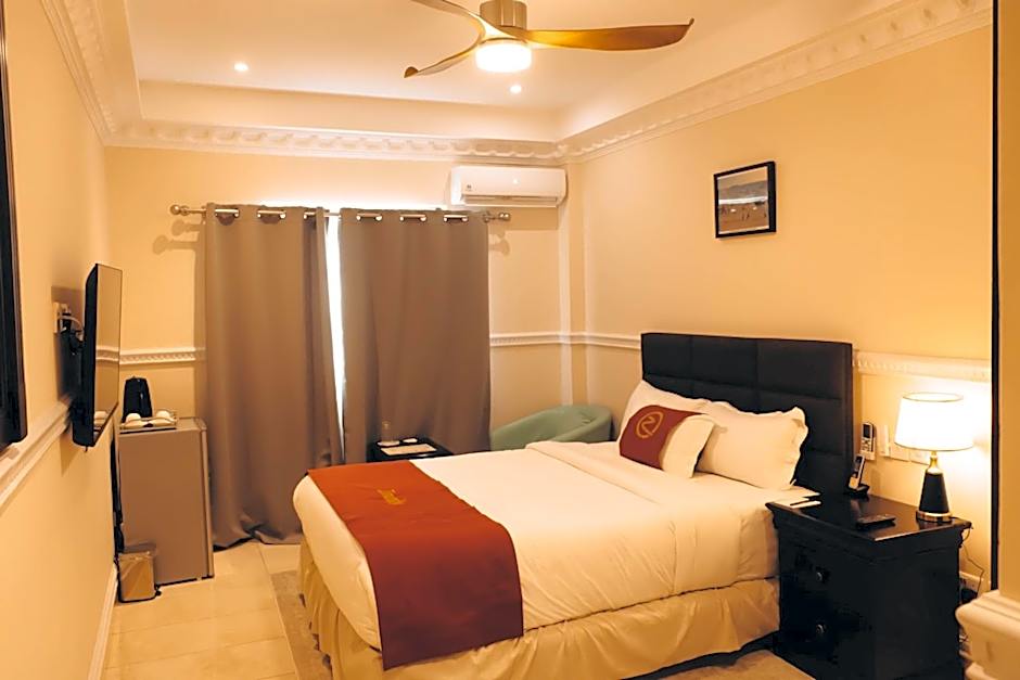 Zimansky Hotel