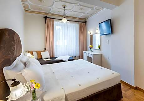 Premium Triple Room