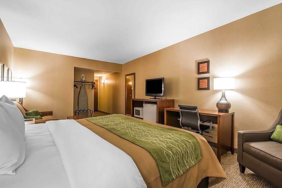 Quality Inn & Suites Towanda