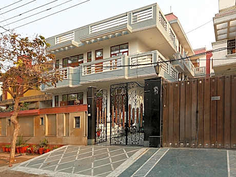 OYO 11752 Hotel Sun Palace Residency