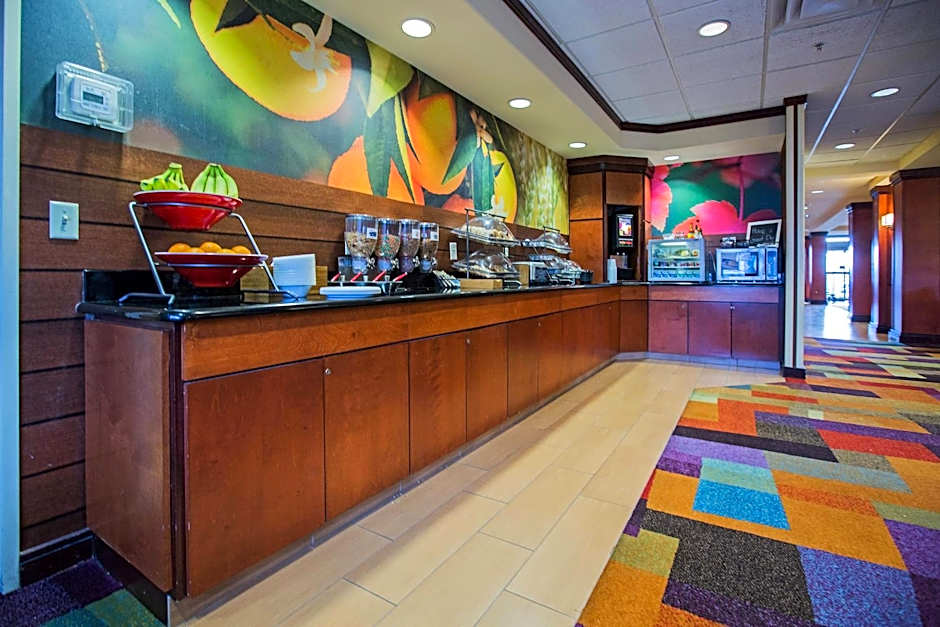 Fairfield Inn & Suites by Marriott Toledo North