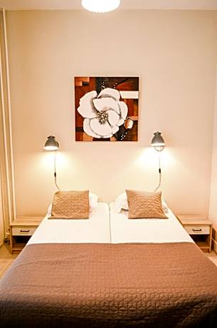 Double Room with Shared Bathroom