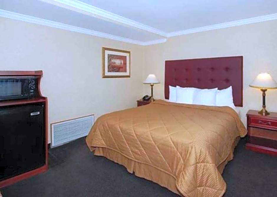 Quality Inn Near City Of Hope