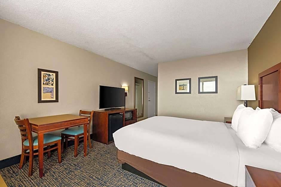 Comfort Inn On The Ocean