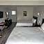 North Shore Wayside Inn