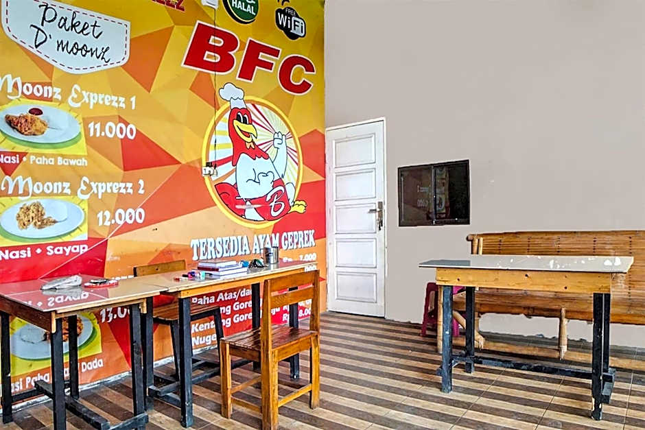 Hotel O N Guesthouse