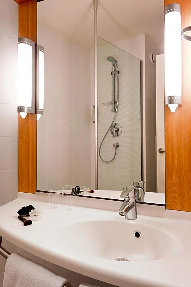 ibis Lille Centre Gares