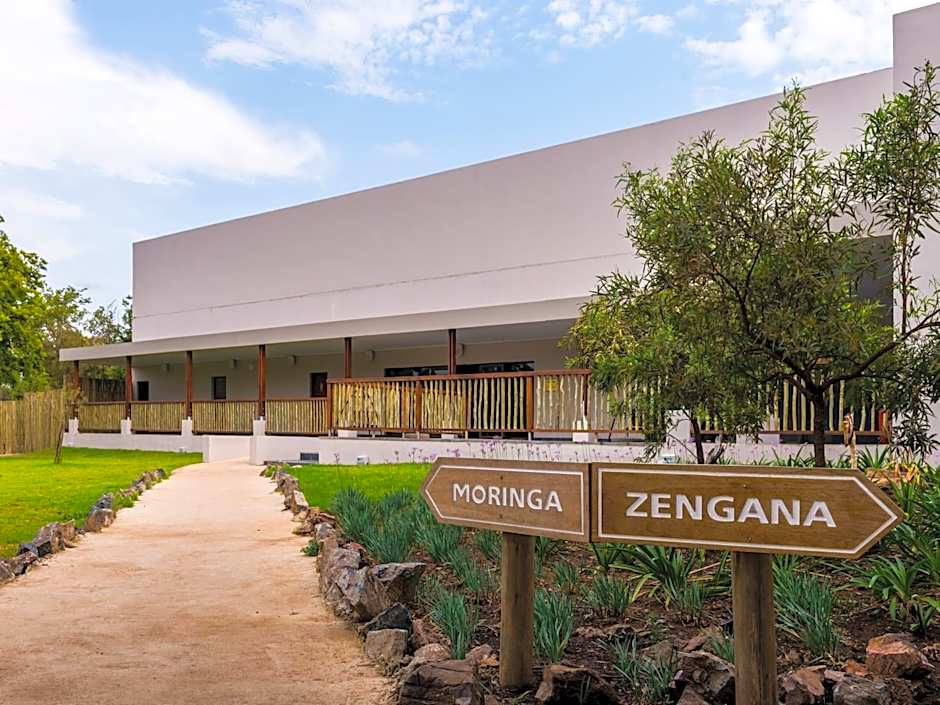 aha Lesedi African Lodge & Cultural Village