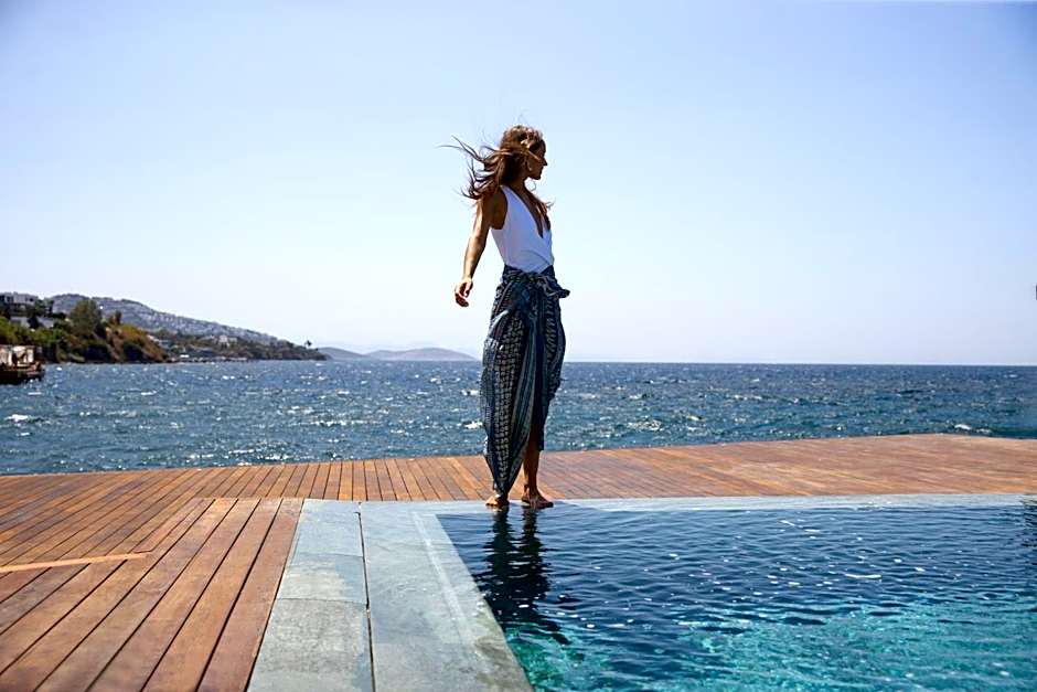 Yalikavak Marina Hotel By Social Living Collection