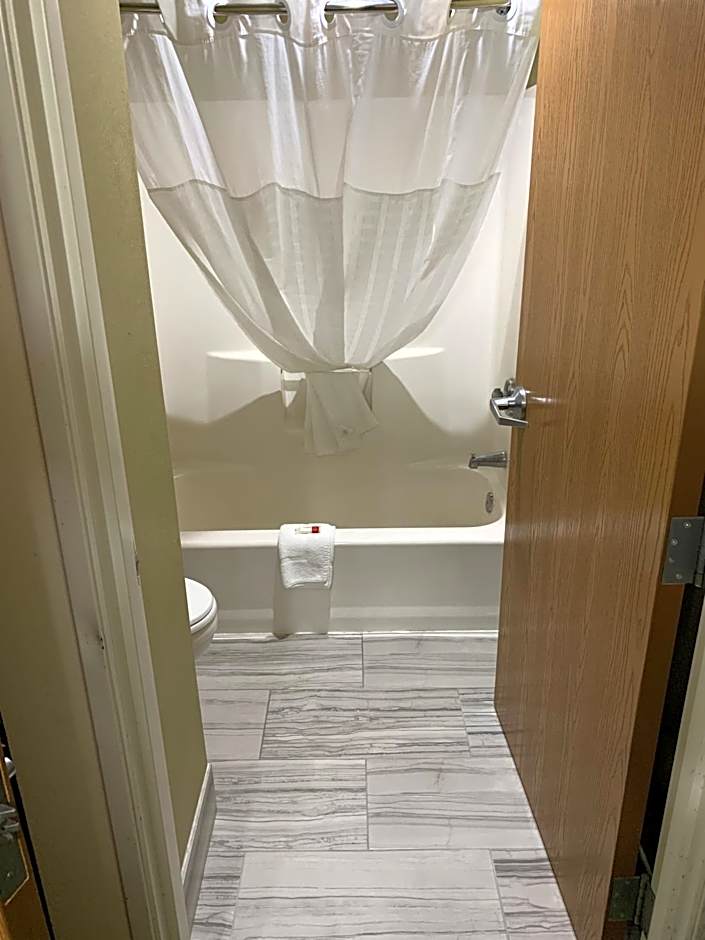 Baymont by Wyndham Evansville North/Haubstadt