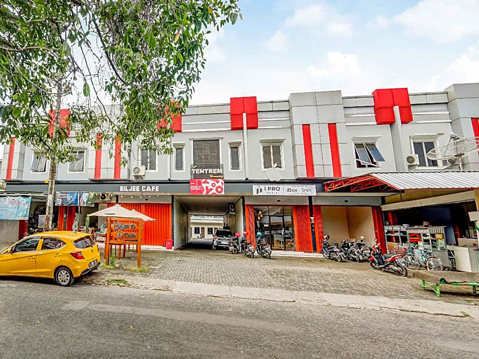 OYO 90927 Homestay Tentrem 2